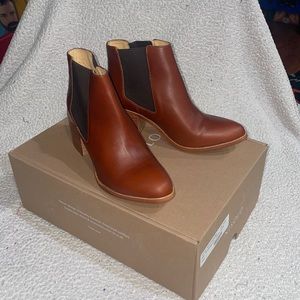 Nisolo “Heeled Chelsea Boot” Size: 7 Color: Brandy
